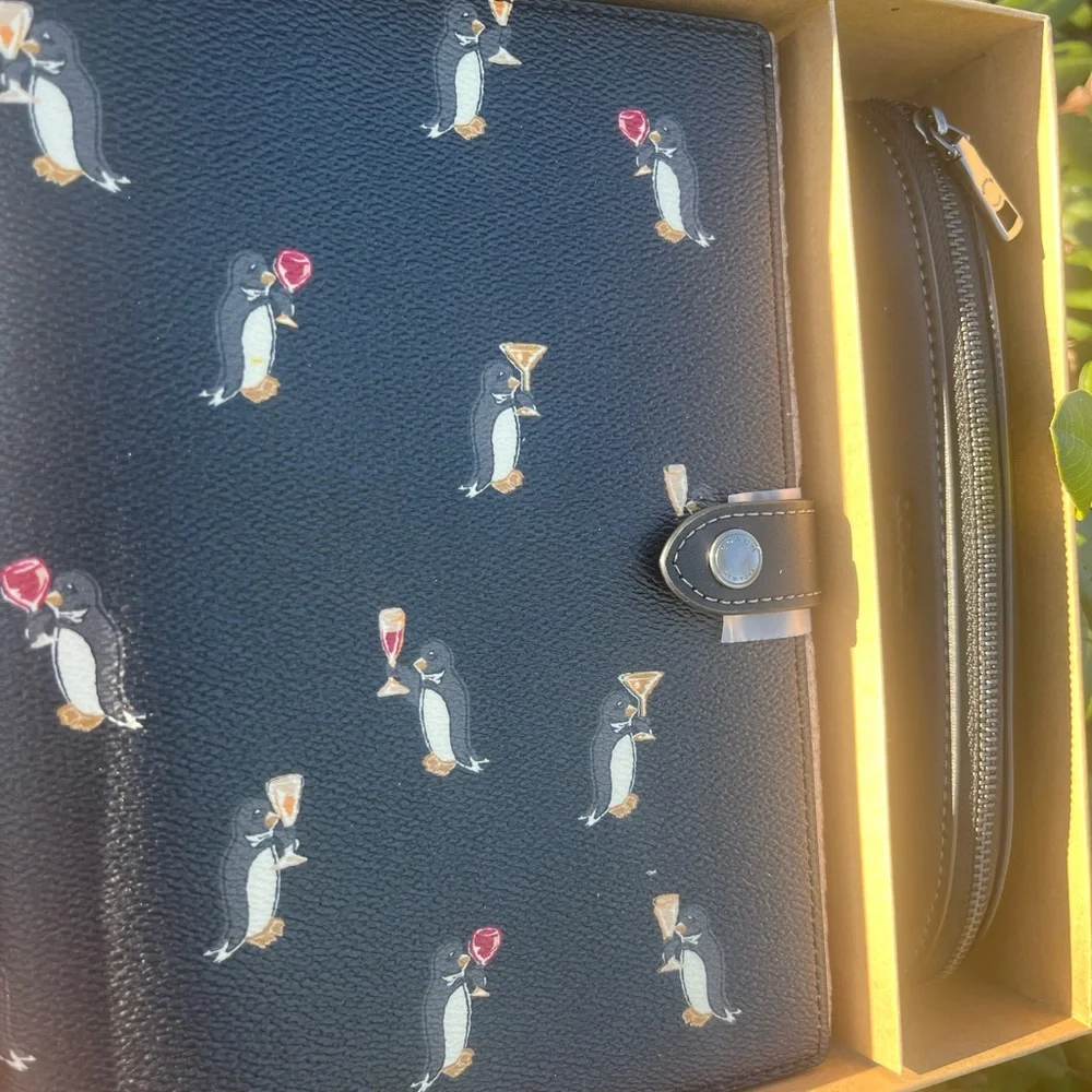 Coach Boxed  Notebook And Pencil Case Set With Penguin Print-CCP98